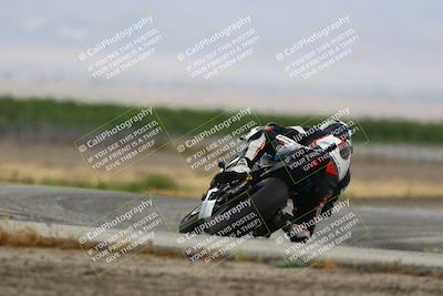 media/May-03-2025-CRA (Sat) [[22b18d099a]]/Races/Race 2/